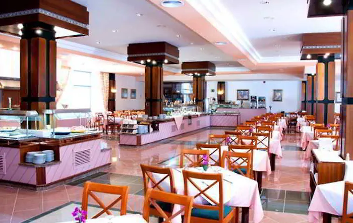 Globales Lord Nelson - Only Adults 4* Santo Tomás