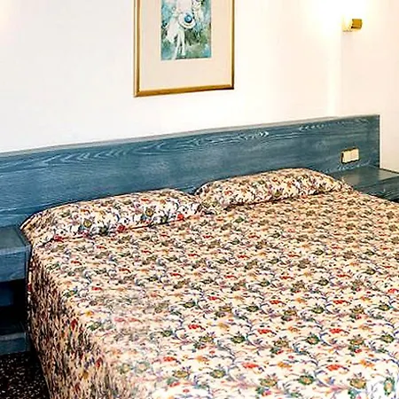 Отель Globales Lord Nelson (adults Only)